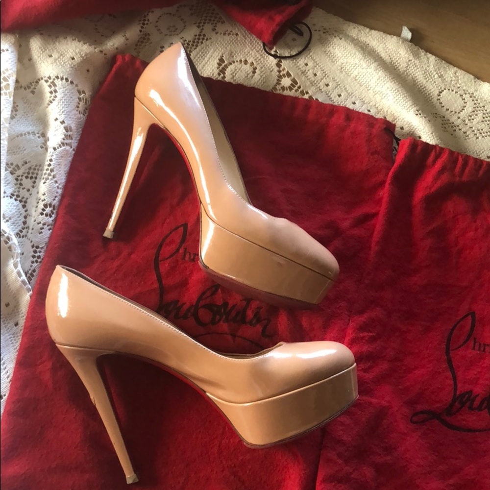 Christian Louboutin Dirditta Patent Platform Nude